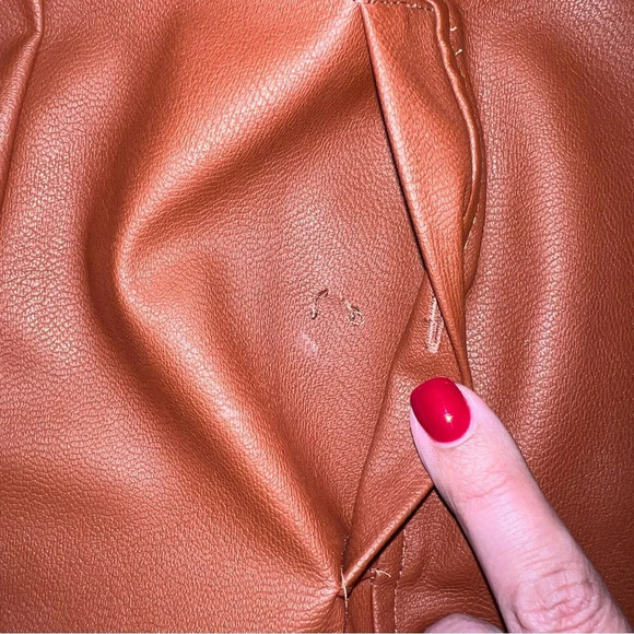 LOFT faux leather camel skirt, Size 6 - Picture 4 of 9